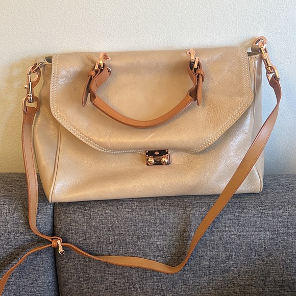 Elegant Cream Genuine Leather Handbag - Picture 6 of 11